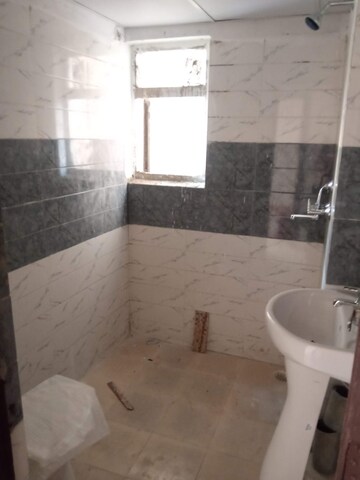 Bathroom in 3 BHK Apartment at VVIP Homes, Sector 36 Greater Noida – for Sale
