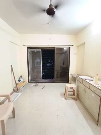 2 BHK Apartment For Rent in Ic Colony Mumbai  7195693