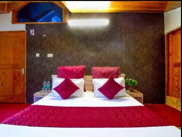 Furnished Amenities in 3 BHK Apartment at Sector 13, Dwarka – for Sale