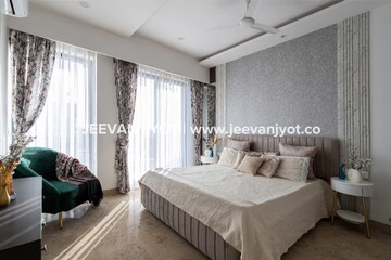 Bedroom in 3 BHK Builder Floor at Rohini Sector 8 – for Sale
