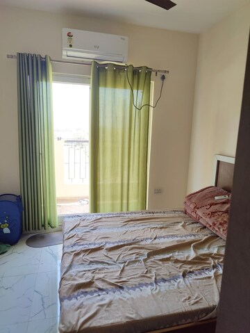 Bedroom in 2 BHK Apartment at Sector 99 – for Rent