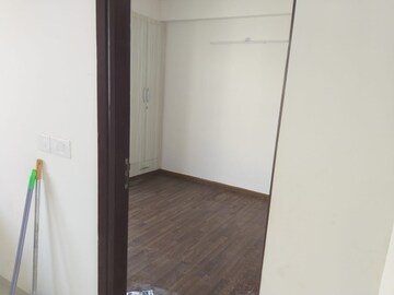 Bathroom in 3 BHK Independent House at BPTP Parkland Pride, Sector 77 – for Sale