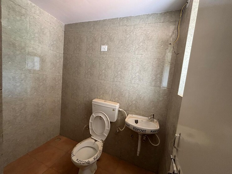 Bathroom, sector 84 3 Bedroom 645 Sq.Ft. Apartment In Sector 84 Faridabad 7197240