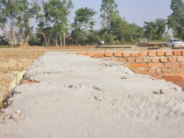  Plot For Sale in Gomti Nagar