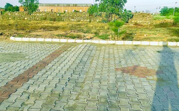 Plot For Sale in Lalru