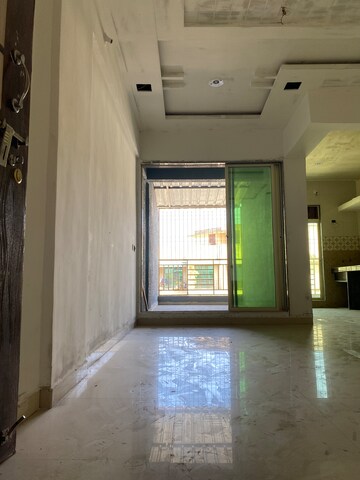 Room in 1 BHK Apartment at Mohan Areca, Badlapur East – for Sale