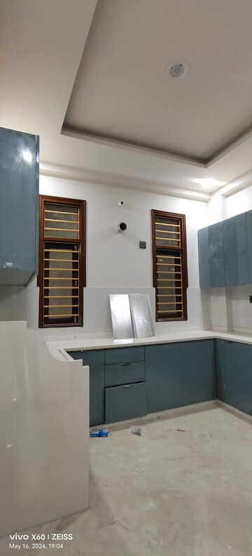 Kitchen in 4 BHK Villa at Kalwar Road – for Sale