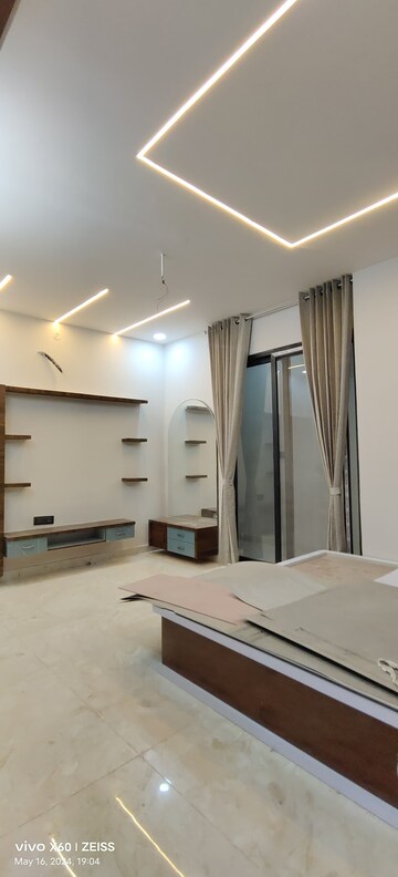 Building Lobby in 4 BHK Villa at Kalwar Road – for Sale