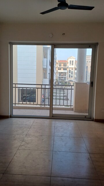 Room in 3 BHK Apartment at Sushma Valencia, Nagla Road – for Sale
