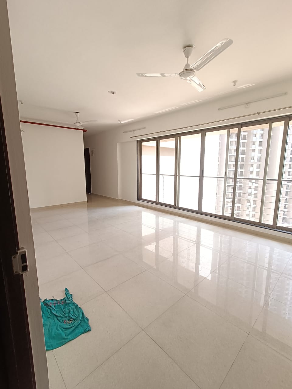 2.5 BHK Apartment For Resale in Runwal Eirene Balkum Thane  7197974