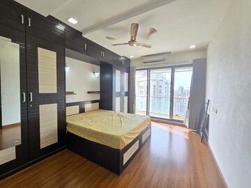 Bedroom in 3 BHK Apartment at Seawoods – for Rent