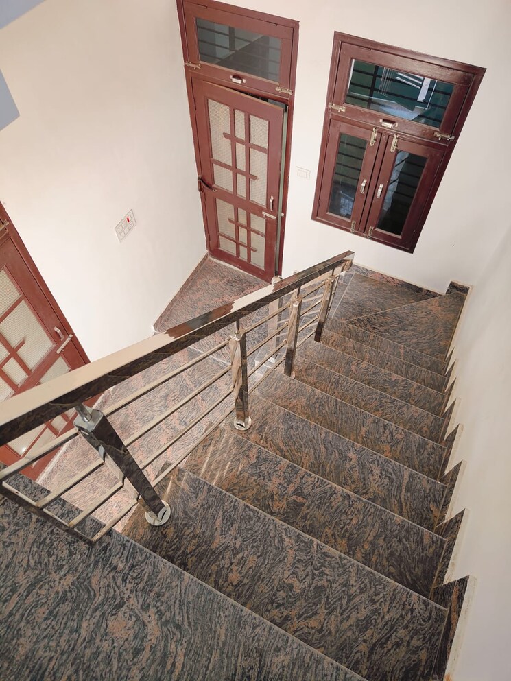 undefined, vasundhara colony 3 Bedroom 86 Sq.Yd. Independent House In Vasundhara Colony Meerut 7198334