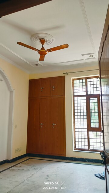 Building Lobby in 6+ BHK Villa at Sector 53 – for Sale