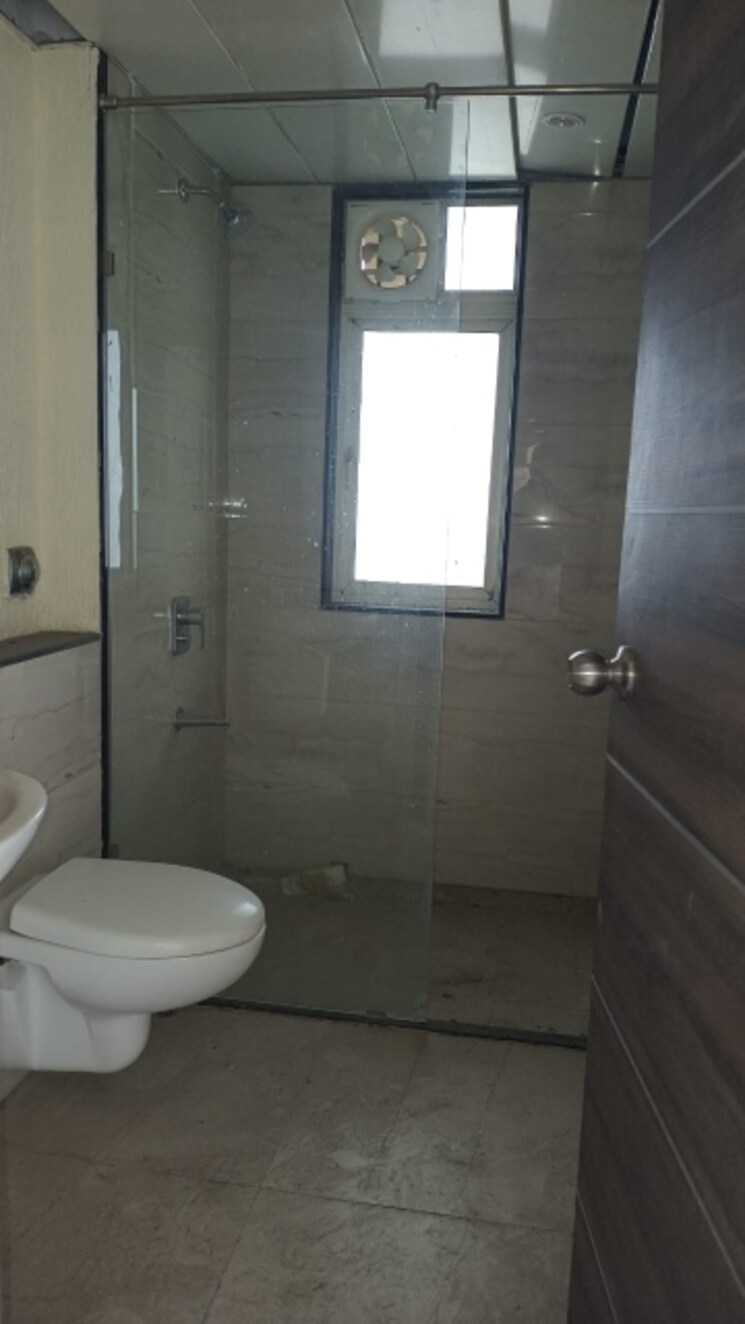 Bathroom, goel-ganga-ishanya 3 Bedroom 2400 Sq.Ft. Builder Floor In Bibwewadi Pune 7198923
