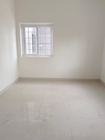 Room in 4 BHK Villa at Rajapushpa Green Dale, Tellapur – for Sale