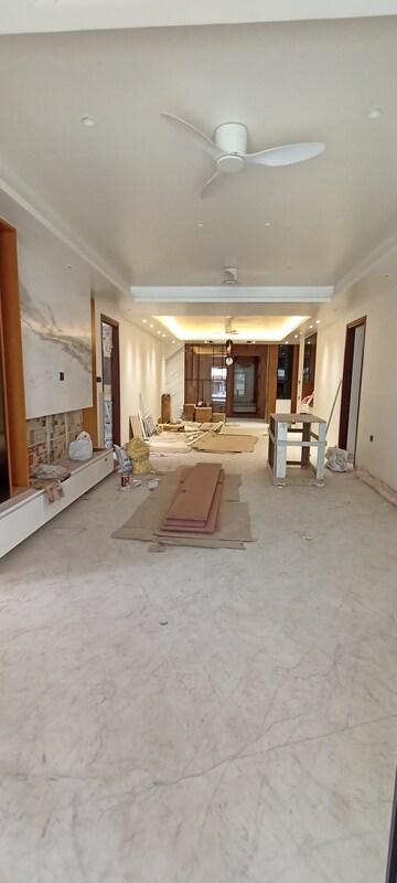 Living Room in 4 BHK Apartment at Vaibhavi Sai Vaibhavi Valero, Jubilee Hills – for Sale