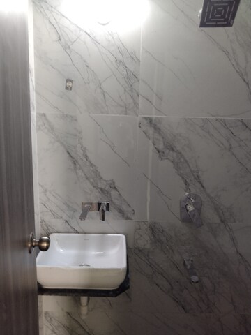 Bathroom in 1 BHK Apartment at Kohinoor Majestic, Kalyan West – for Sale