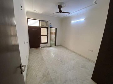 Room in 3 BHK Apartment at M3M Woodshire, Sector 107 – for Sale
