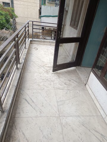 Balcony in 3 BHK Builder Floor at Ardee City, Sector 52 – for Sale