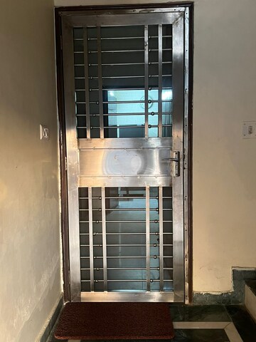 Staircase in 3.5 BHK Builder Floor at Orchid Island, Sector 51 – for Sale