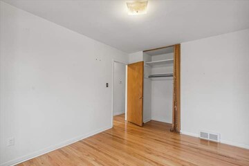 Room in 3 BHK Apartment at Whiteland The Aspen, Sector 76 – for Sale