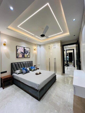 Master Bedroom in 6 BHK Apartment at Ambience Island Lagoon, Sector 24 – for Sale