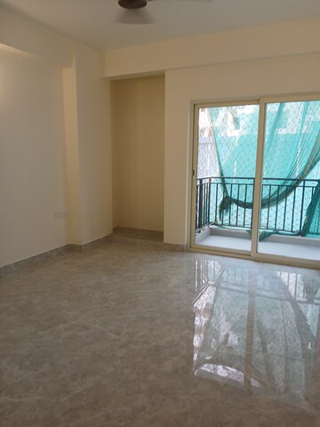 Furnished Amenities in 2.5 BHK Apartment at Panchsheel Wellington, Sain Vihar – for Sale