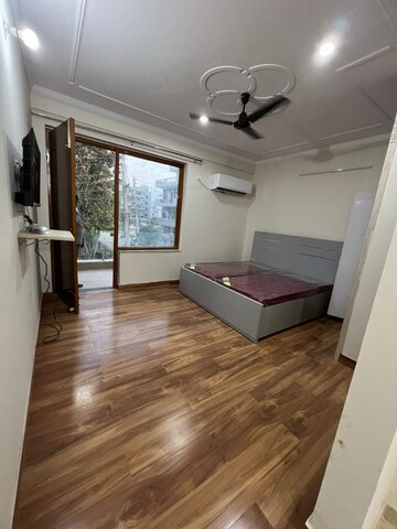 Room in 3 BHK Apartment at Ambience Island Lagoon, Sector 24 – for Sale