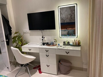 Master Bedroom in 2 BHK Apartment at Signature Global The Roselia, Sector 95a – for Sale