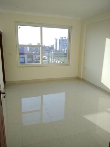 Room in 1 BHK Apartment at Unique Aurum 2, Mira Road – for Sale