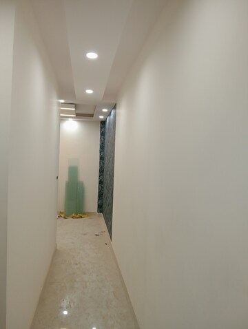 Building Lobby in 2 BHK Builder Floor at Govindpuri – for Sale