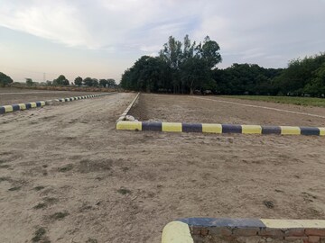 Plot Area in  Plot at Gomti Nagar – for Sale