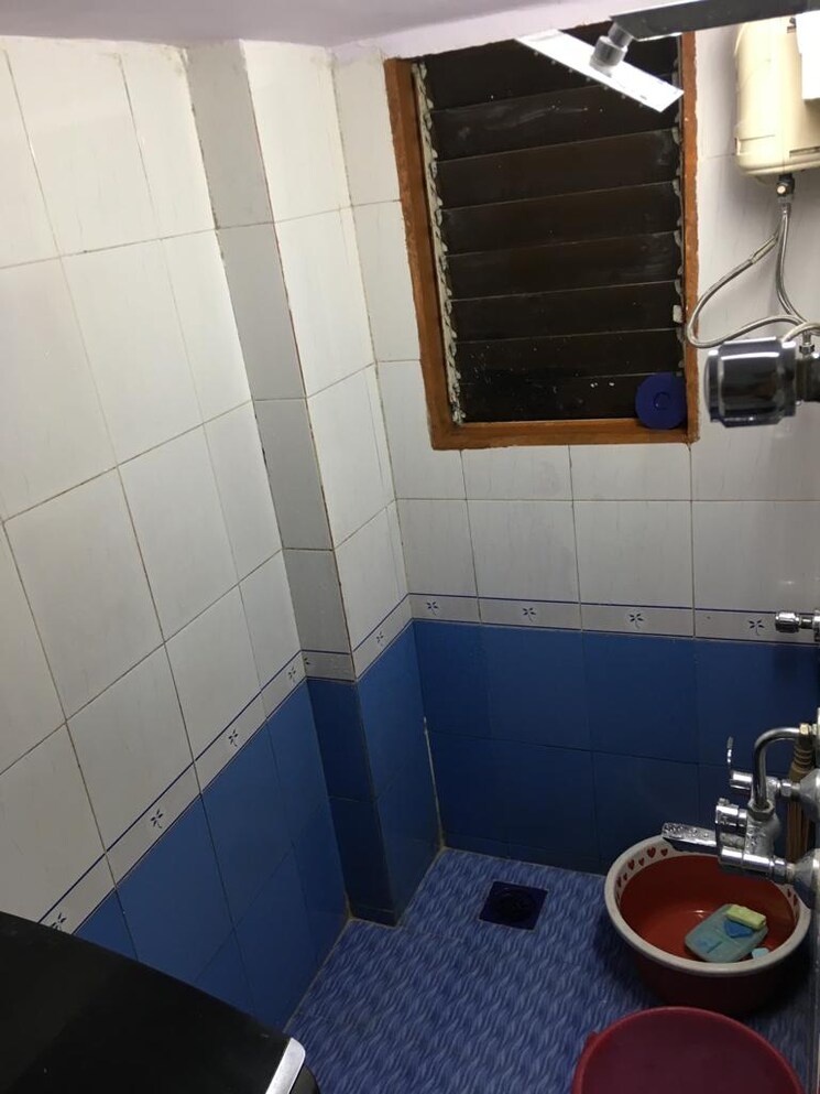 Bathroom, lambodhar-park 1 Bedroom 650 Sq.Ft. Apartment In Kalwa Thane 7200516