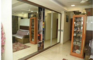 6 BHK Apartment For Sale in Mulund West