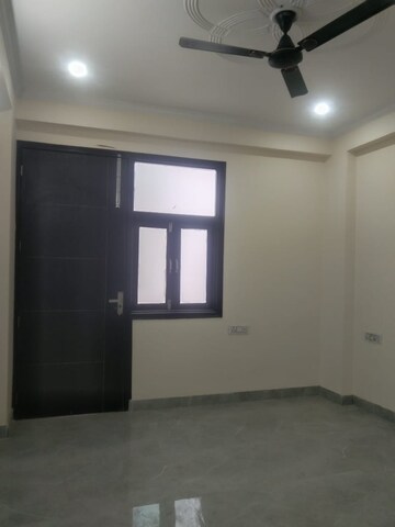 Room in 3 BHK Apartment at Gardenia Gateway, Sector 75 – for Sale