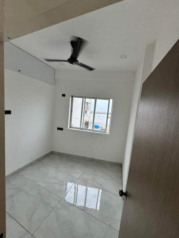 Room in 1 BHK Apartment at Bansuri CHS Vasai, Vasai East – for Sale
