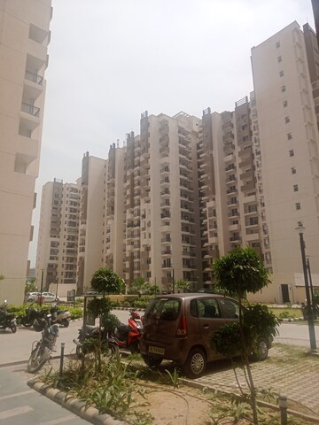 2 BHK Apartment – Exterior View View at Amrapali Leisure Valley - for Sale