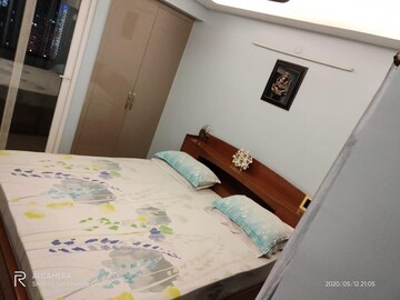 Furnished Amenities in 2 BHK Apartment at RWA Jalvayu Vihar, Sector 25 – for Sale