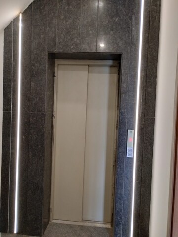 Building Lobby in 3 BHK Builder Floor at Sector 27 – for Sale