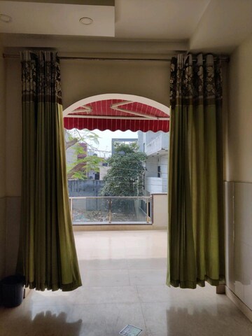 Building Lobby in 2 BHK Apartment at RWA Apartments Sector 37, Sector 37 – for Sale
