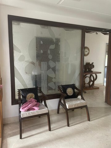 Gym in 4 BHK Builder Floor at Green Park – for Sale