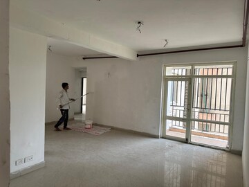 Room in 3 BHK Apartment at ERA Redwood Residency, Sector 78 – for Sale