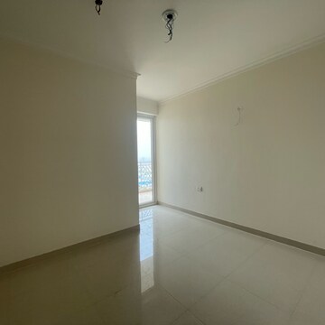 Room in 3 BHK Apartment at Pareena Coban Residences, Sector 99a – for Sale