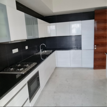 Kitchen in 3 BHK Apartment at M3M Golf Estate, Sector 65 – for Sale
