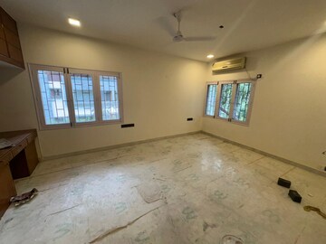 Master Bedroom in 3 BHK Penthouse at JS Grande, Race Course Road – for Rent