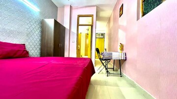 Bedroom in 1 BHK Builder Floor at Chattarpur – for Sale