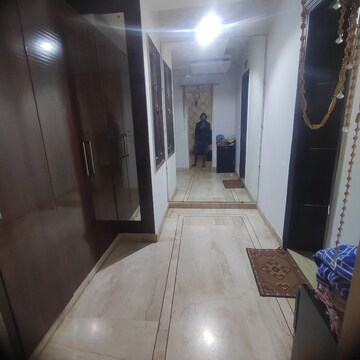 Building Lobby in 6+ BHK Villa at Sector 50 – for Sale