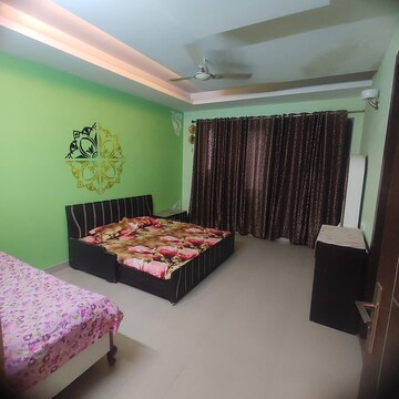 Bedroom in 6+ BHK Villa at Sector 50 – for Sale