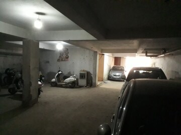 Parking in 3 BHK Independent House at Sector 9 Vijay Nagar – for Sale