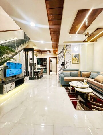 Gym in 4 BHK Villa at Jagdamba Nagar – for Sale